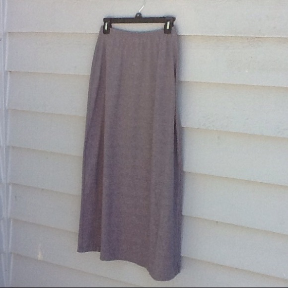 SALE L.L. Bean long knit skirt - Picture 2 of 3